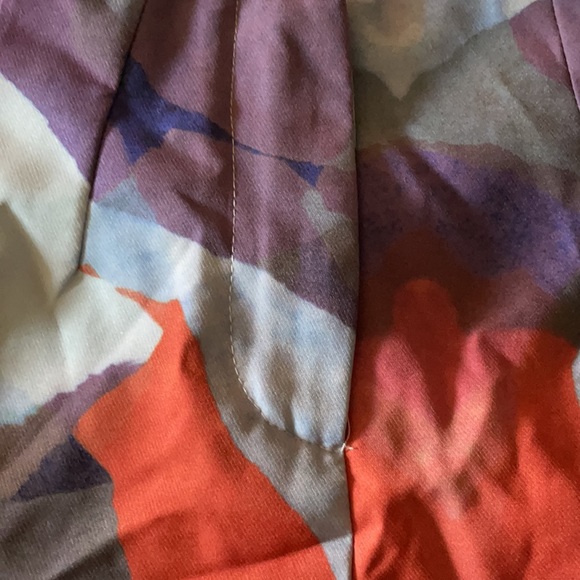 Shorts - Picture 2 of 3